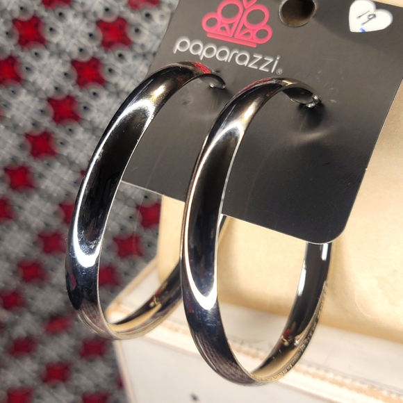 Making Laps - Silver Earrings - Picture 1 of 4